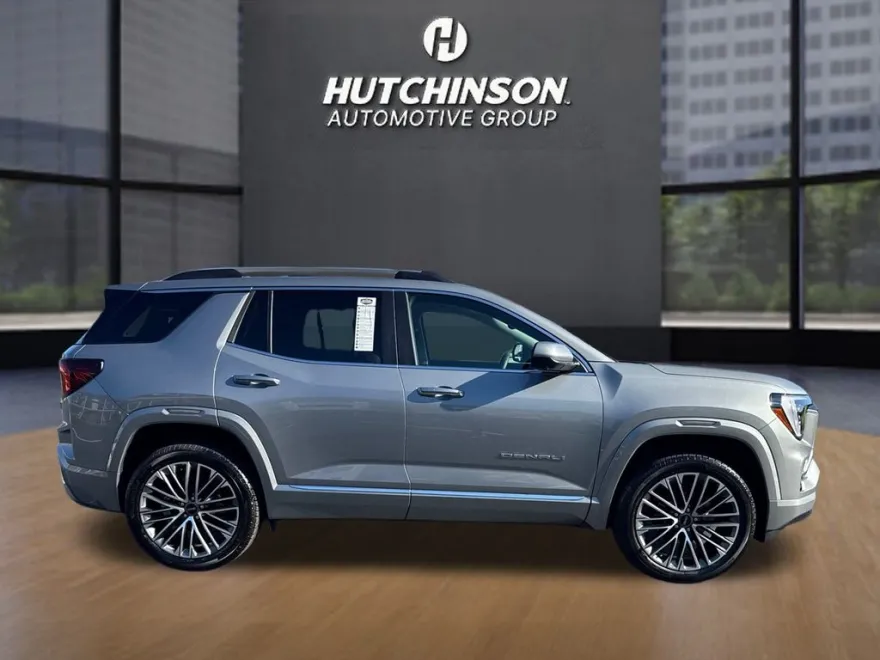 2026 Gmc Terrain Denali photo 1