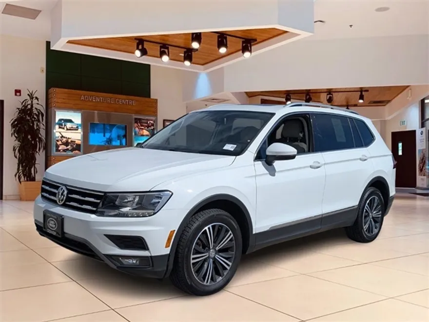 2018 Volkswagen Tiguan SEL photo 1