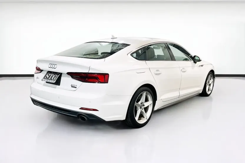 2018 Audi A5 Premium Plus S line Quattro photo 1