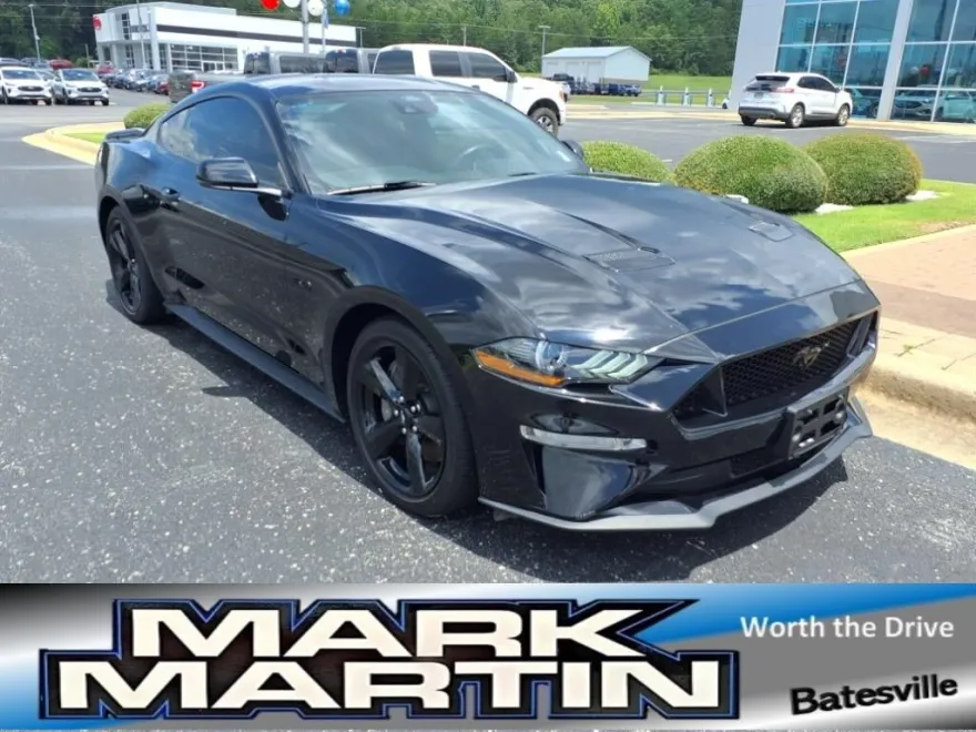 2023 Ford Mustang GT photo 1
