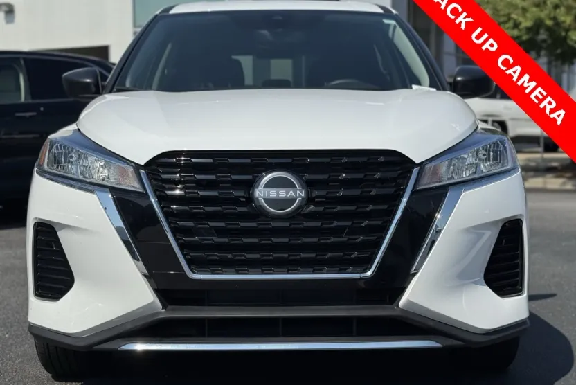 2024 Nissan Kicks S photo 1