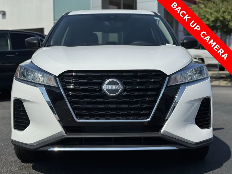 2024 Nissan Kicks S photo 1