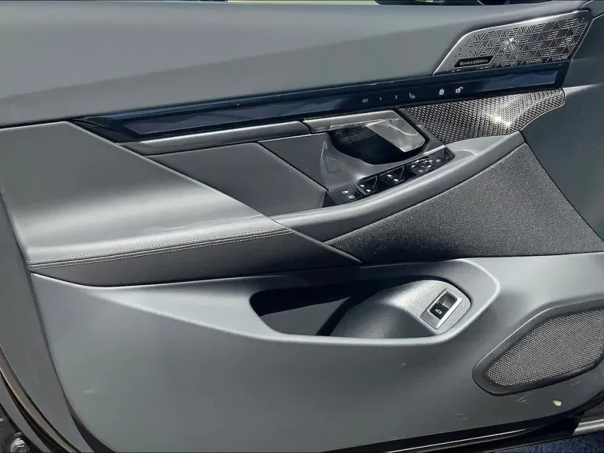 2025 Bmw i5 M60 photo 10