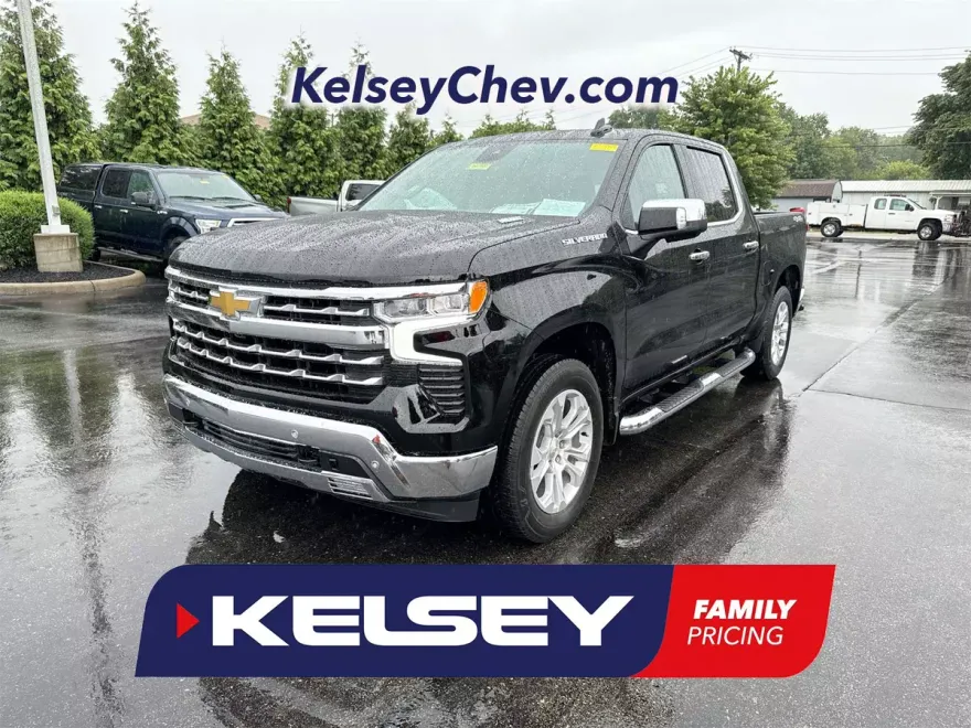 2023 Chevrolet Silverado 1500 LTZ photo 1