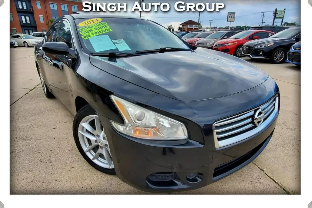 2014 Nissan Maxima S photo 1