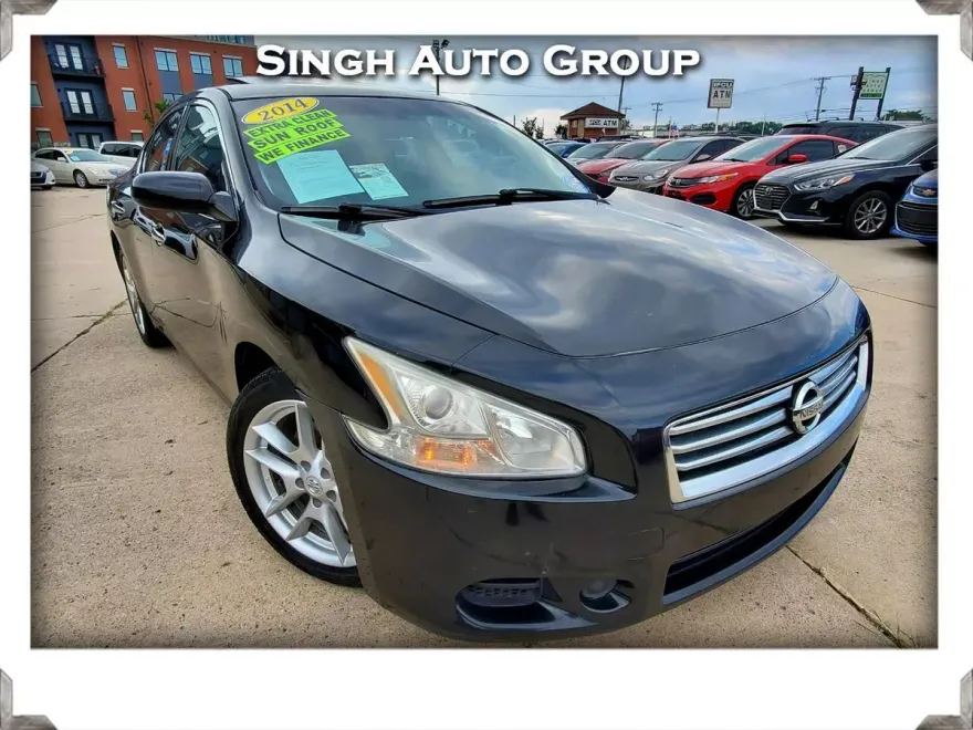 2014 Nissan Maxima S photo 1