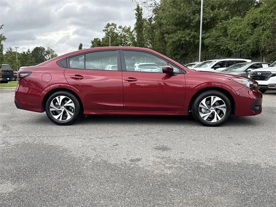 2025 Subaru Legacy Premium photo 1