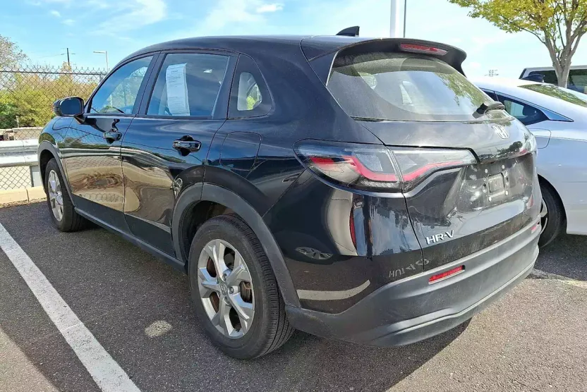 2023 Honda HR-V LX 2WD photo 1