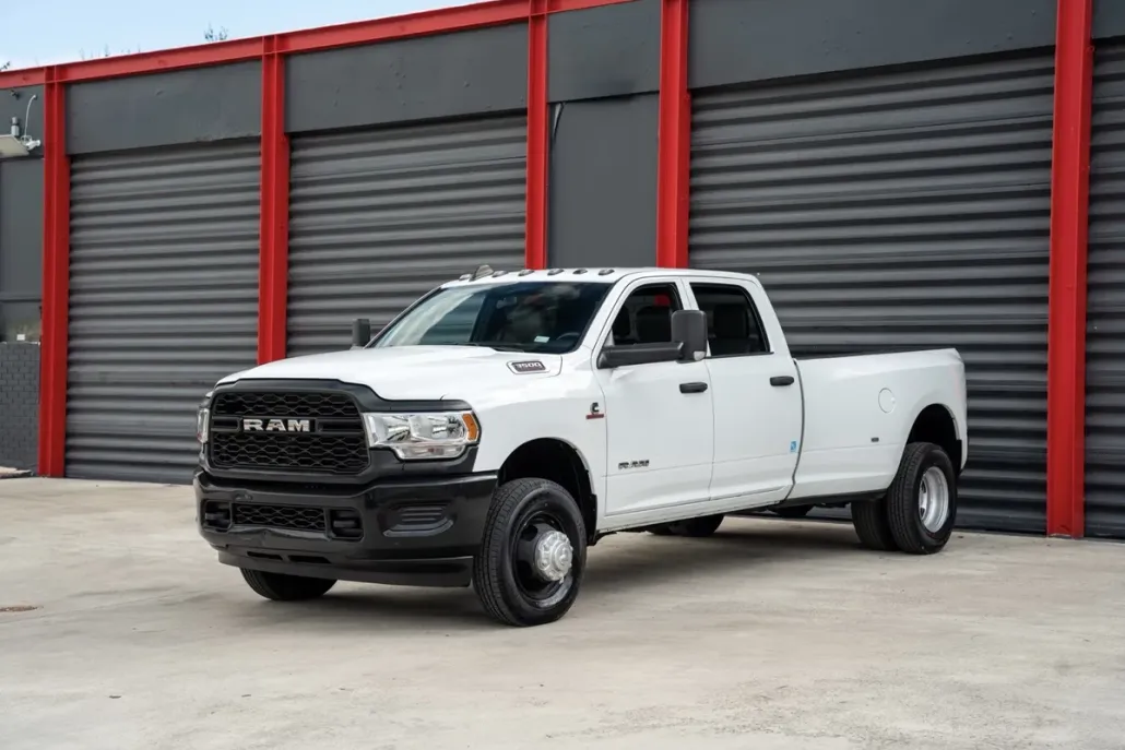 2022 Ram 3500 Tradesman photo 1