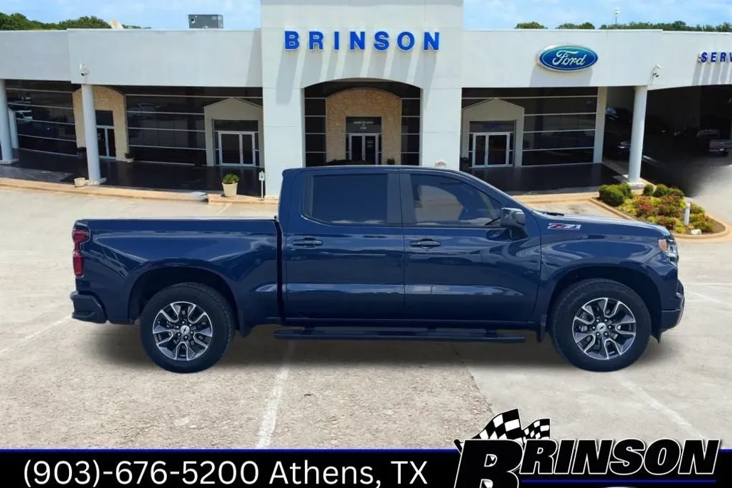 2023 Chevrolet Silverado 1500 RST photo 1