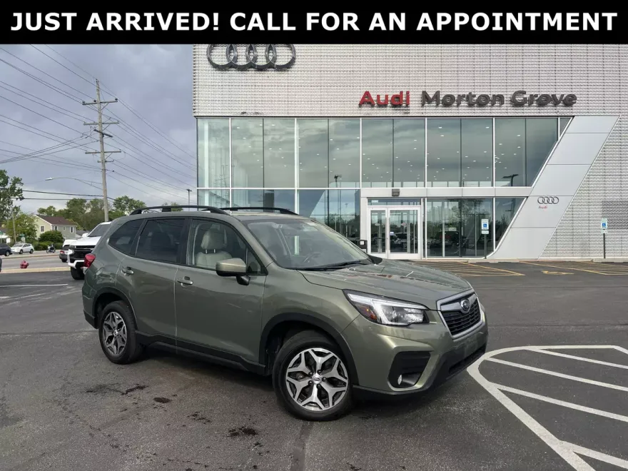 2021 Subaru Forester Premium photo 1