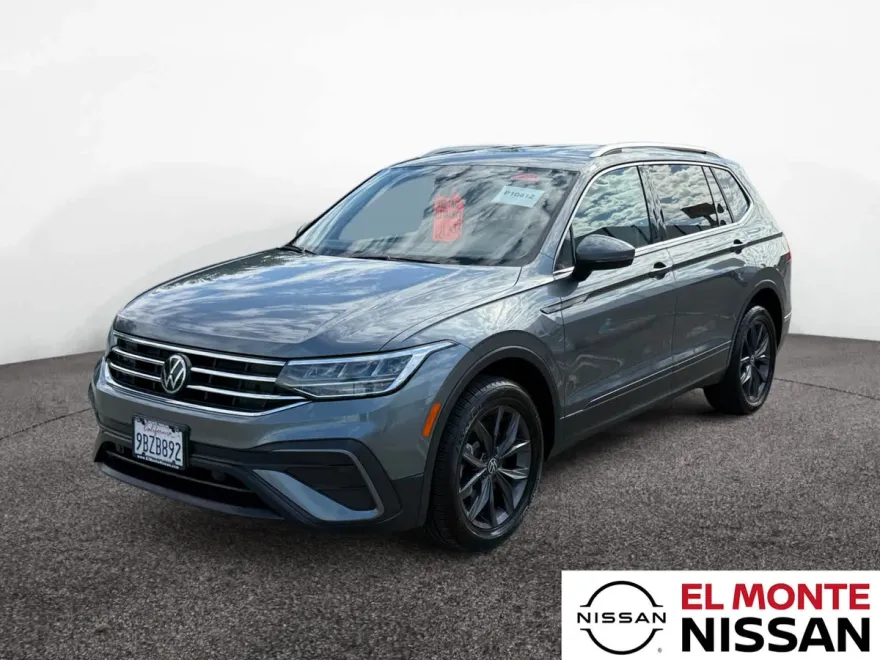2022 Volkswagen Tiguan SE photo 1