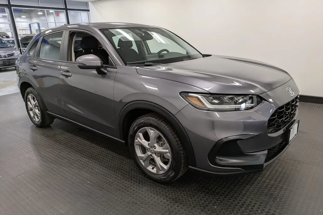 2023 Honda HR-V LX photo 1