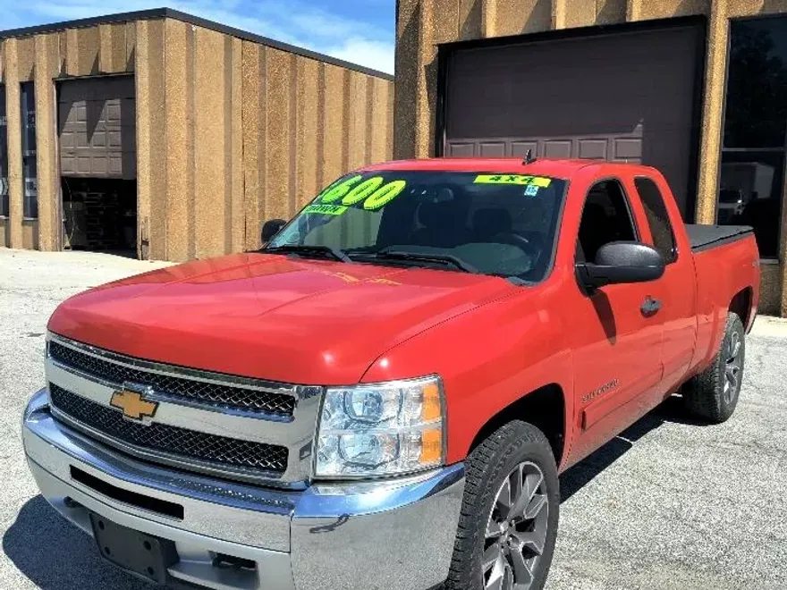 2013 Chevrolet Silverado 1500 LT photo 1