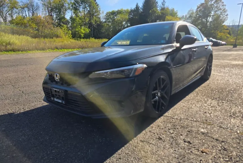 2022 Honda Civic Sport photo 1
