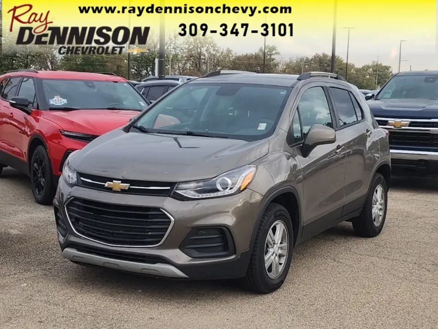 2021 Chevrolet Trax LT photo 1