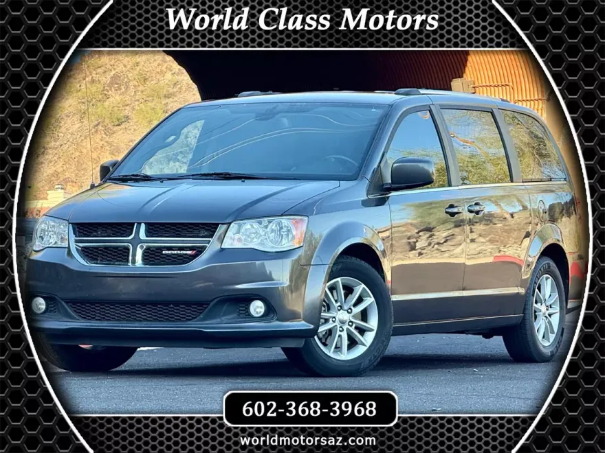 2019 Dodge Grand Caravan SXT photo 1
