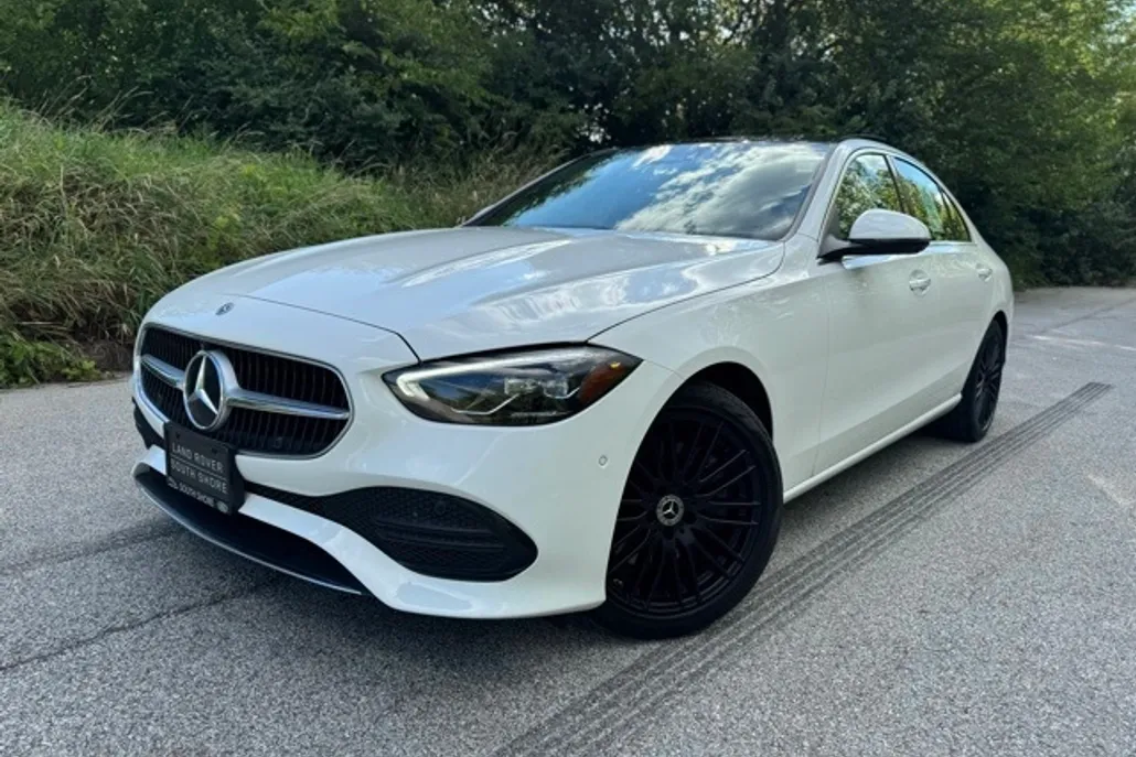 2022 Mercedes Benz C 300 photo 1
