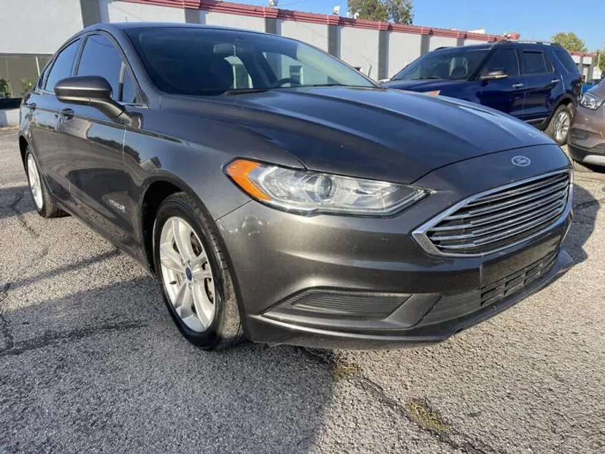 2018 Ford Fusion Hybrid SE photo 1