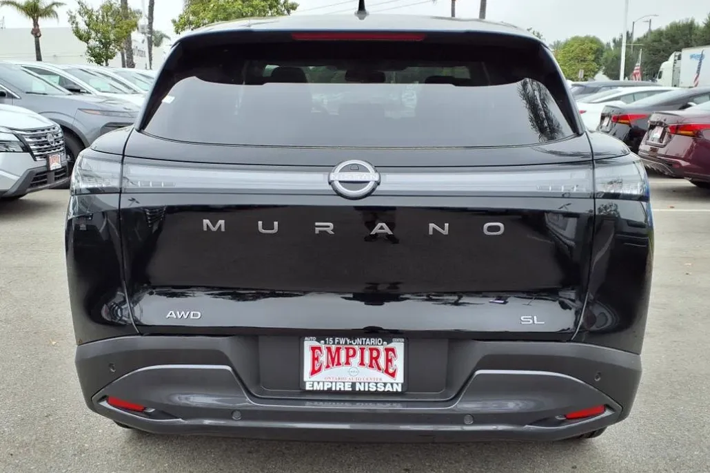 2025 Nissan Murano SL photo 1