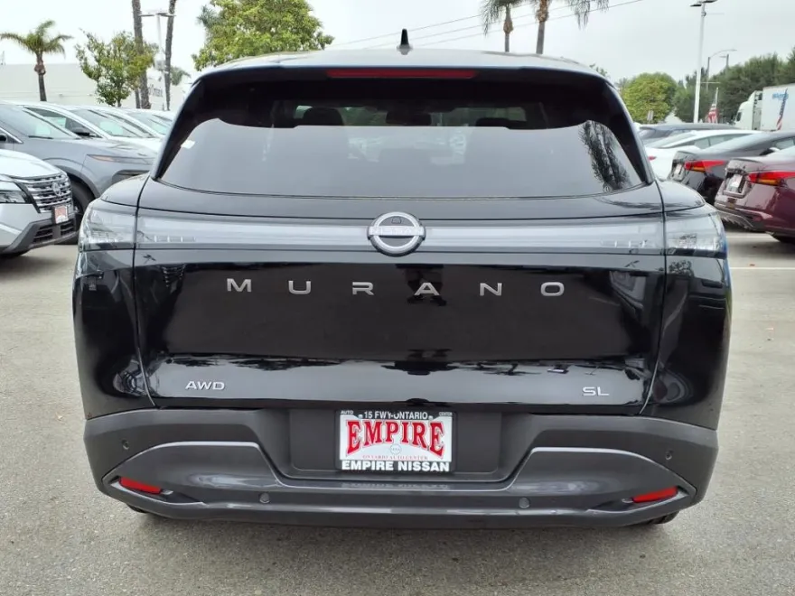 2025 Nissan Murano SL photo 1