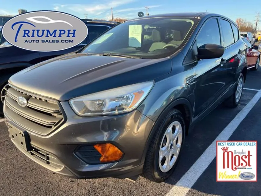 2017 Ford Escape Sport photo 1
