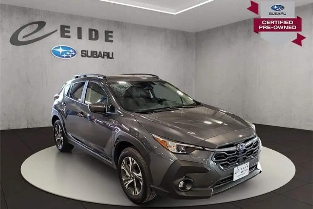2025 Subaru Crosstrek Premium photo 1