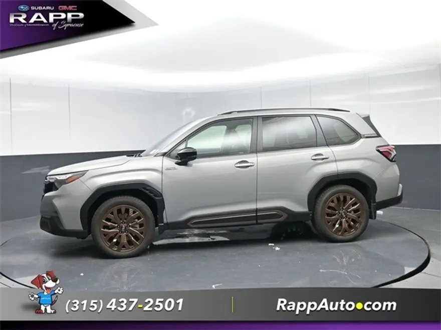 2025 Subaru Forester Sport photo 1