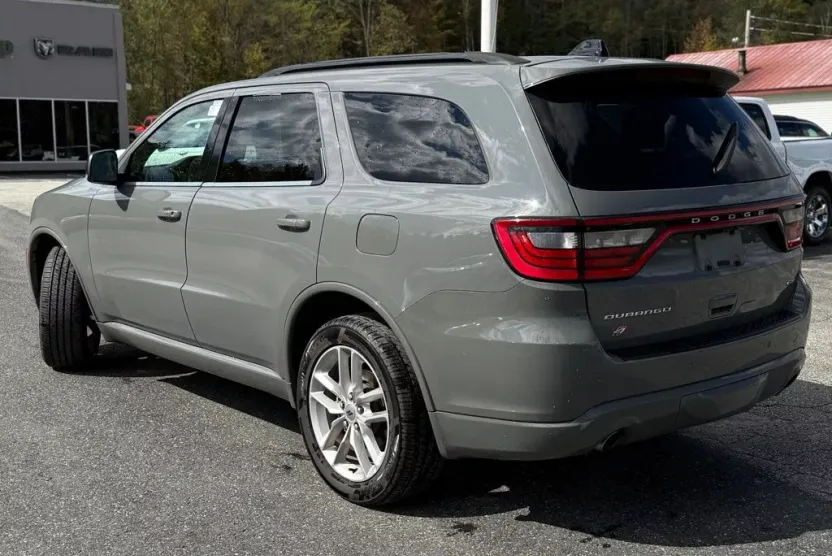 2023 Dodge Durango GT Plus photo 1