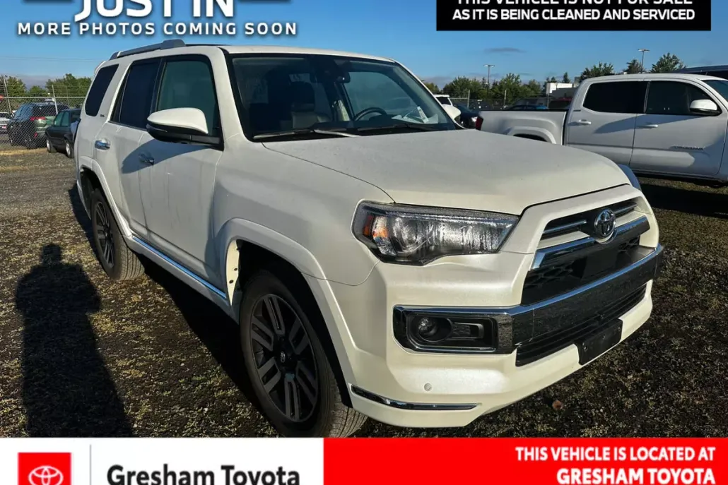 2023 Toyota 4Runner Limited photo 1