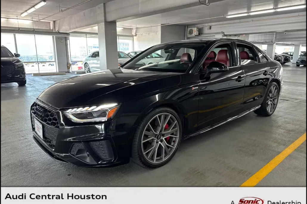 2021 Audi S4 Base Premium Plus photo 1
