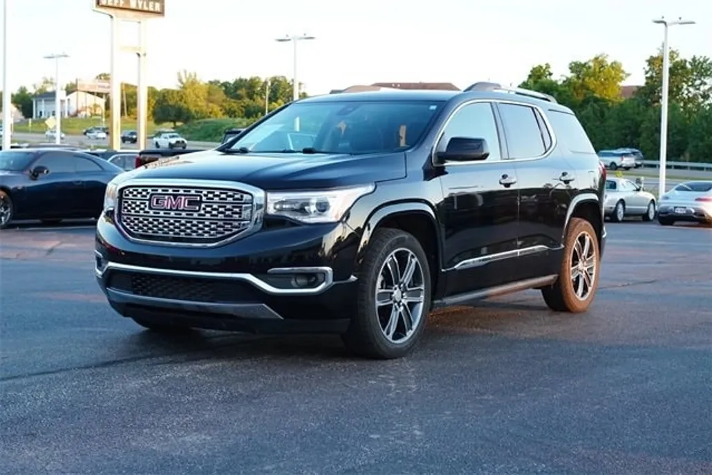 2018 Gmc Acadia Denali photo 1