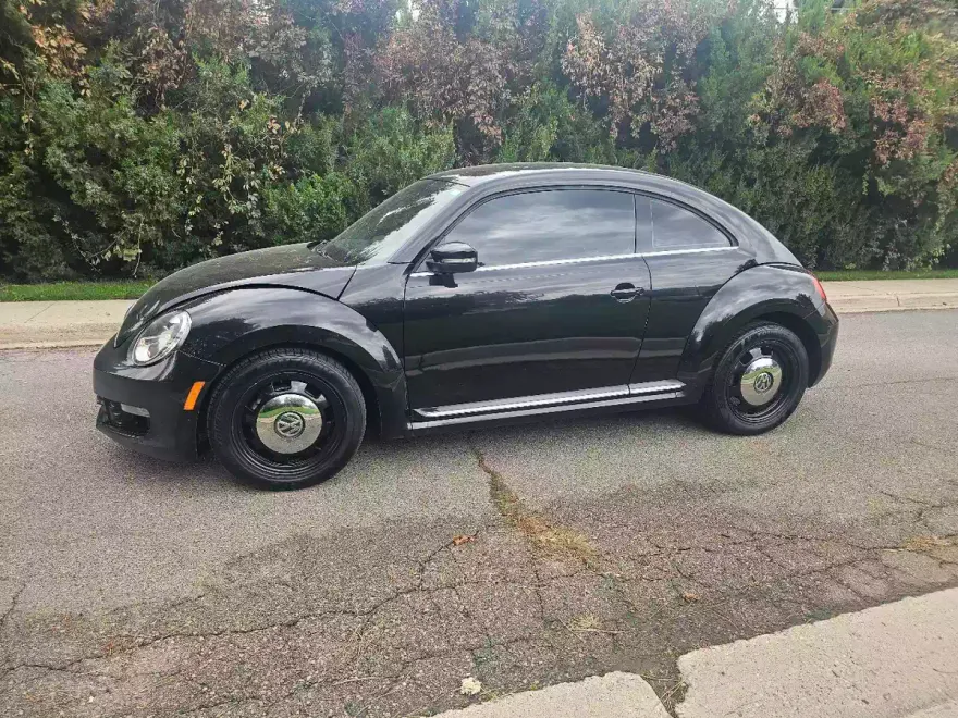 2013 Volkswagen Beetle TDI photo 1