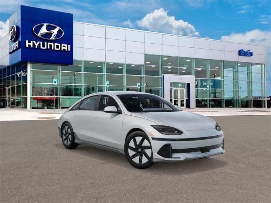 2025 Hyundai Ioniq 6 SE photo 1
