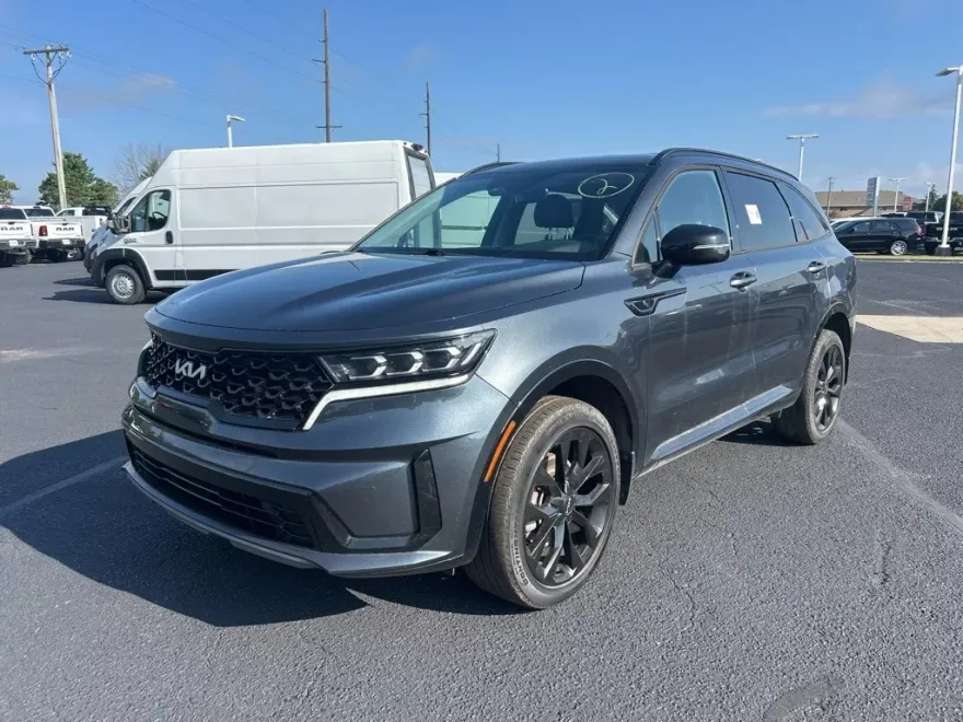 2022 Kia Sorento X-Line EX photo 1