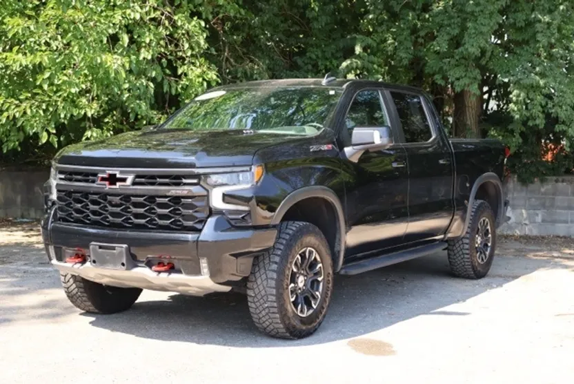 2023 Chevrolet Silverado 1500 ZR2 photo 1