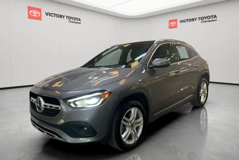 2023 Mercedes Benz GLA 250 4MATIC photo 1