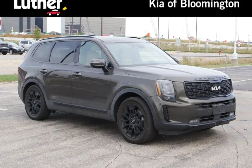 2022 Kia Telluride SX photo 1