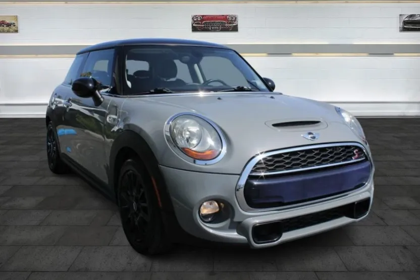 2017 Mini Cooper 2 Door Hardtop S photo 1