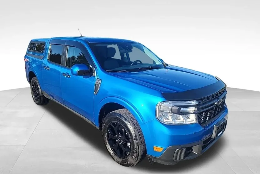 2022 Ford Maverick XLT photo 1