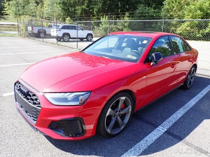 2022 Audi A4 45 S line Premium Plus photo 1