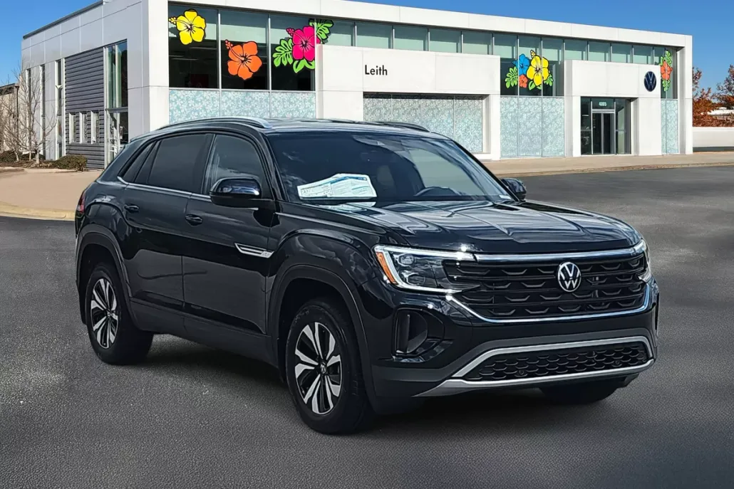 2025 Volkswagen Atlas Cross Sport SE photo 1