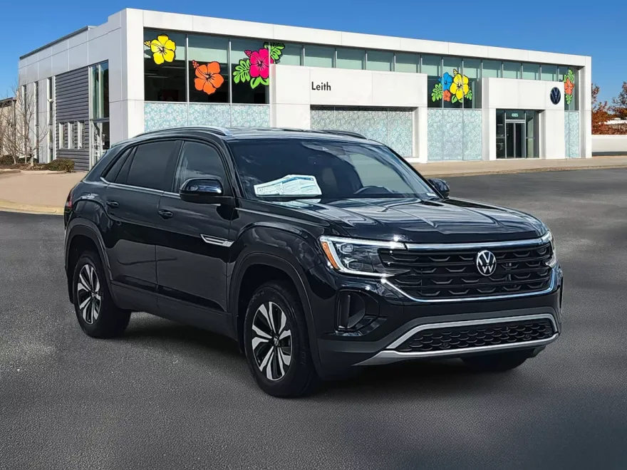 2025 Volkswagen Atlas Cross Sport SE photo 1