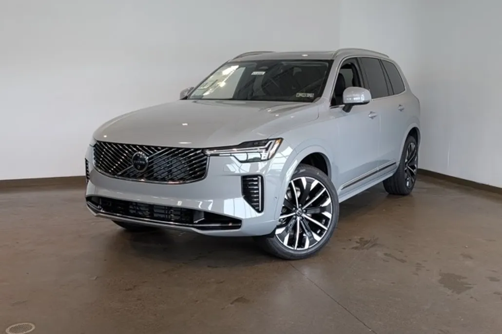 2026 Volvo XC90 Plus photo 1
