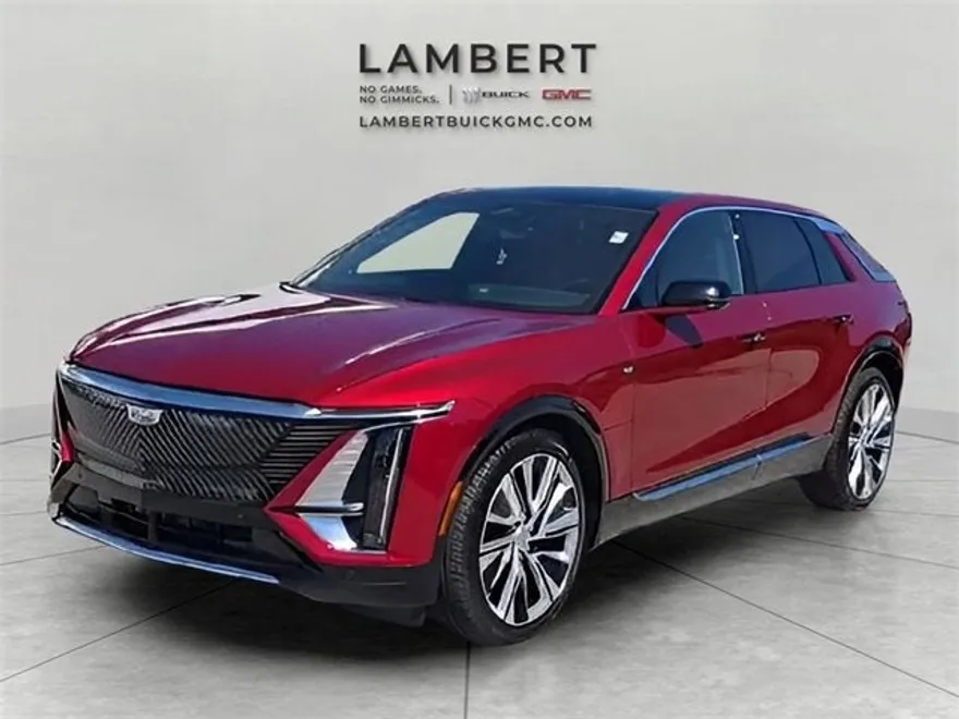 2024 Cadillac Lyriq Luxury photo 1