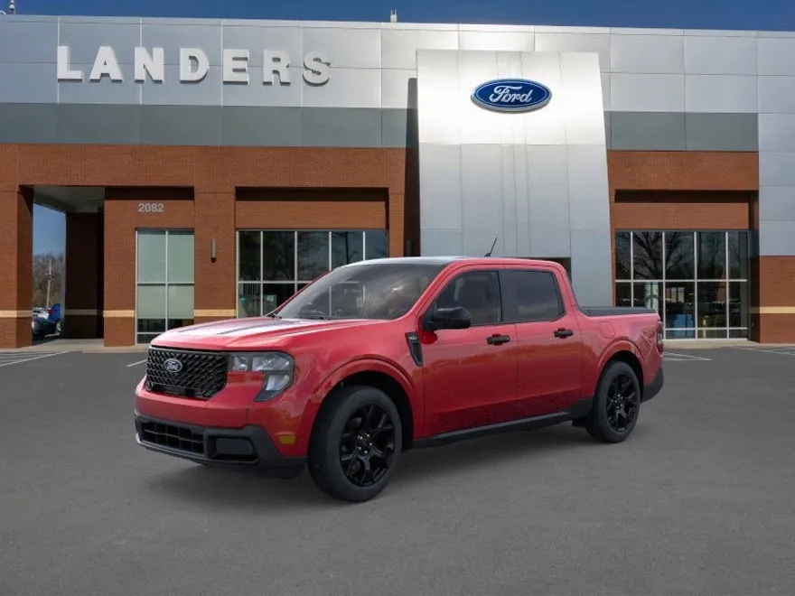 2025 Ford Maverick XLT photo 1