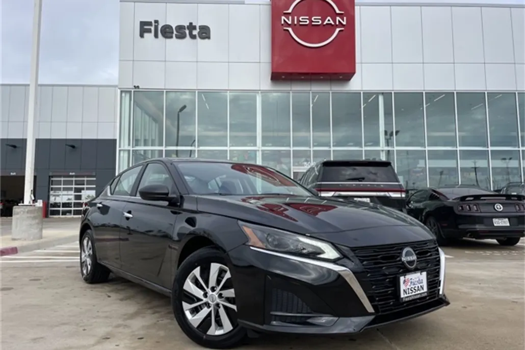 2025 Nissan Altima 2.5 S photo 1