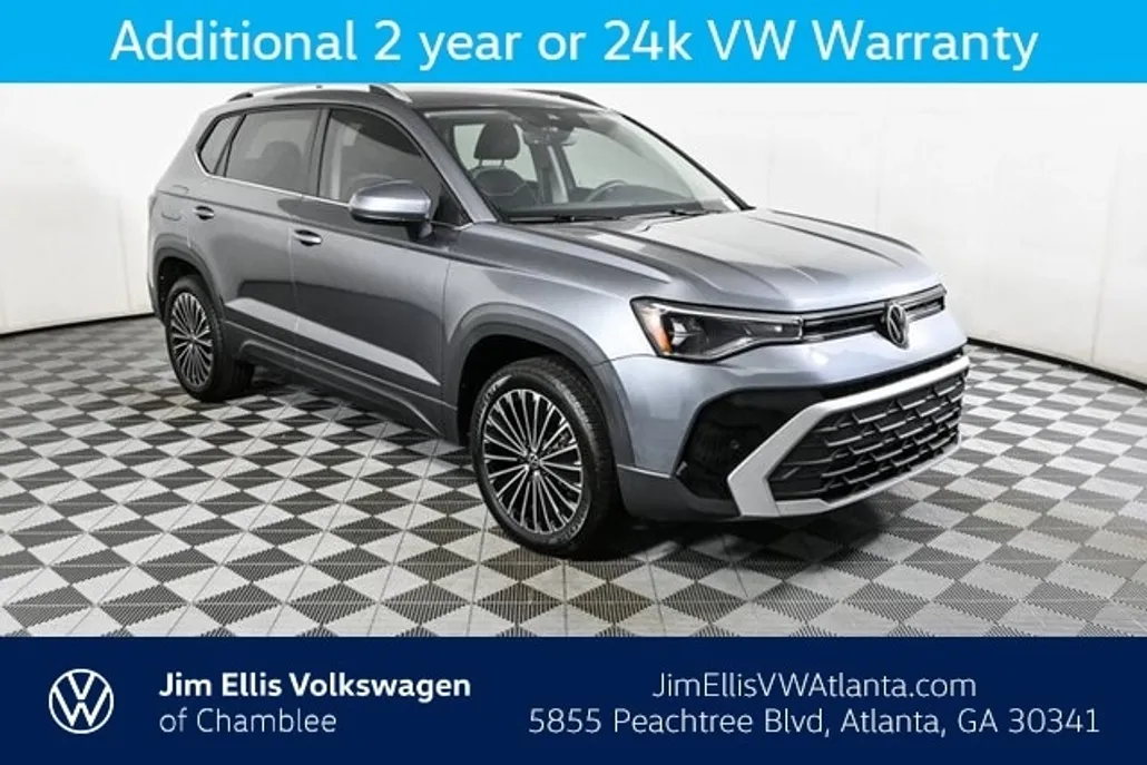 2025 Volkswagen Taos SE photo 1