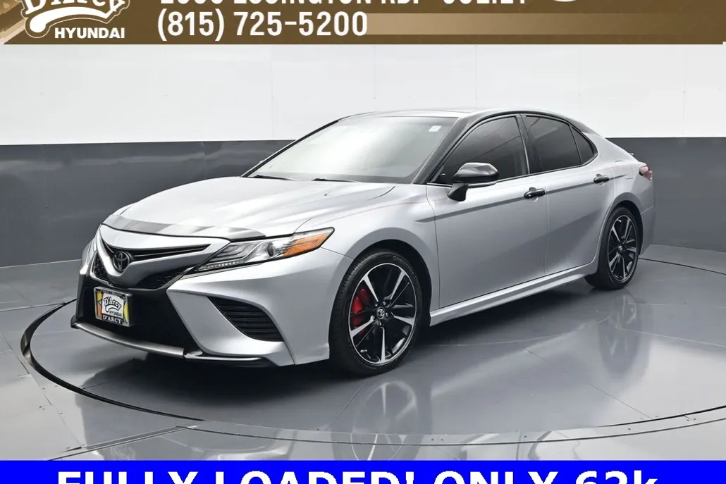 2019 Toyota Camry XSE photo 1