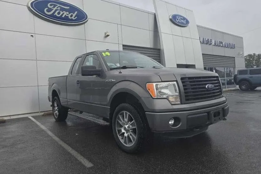 2014 Ford F-150 STX photo 1